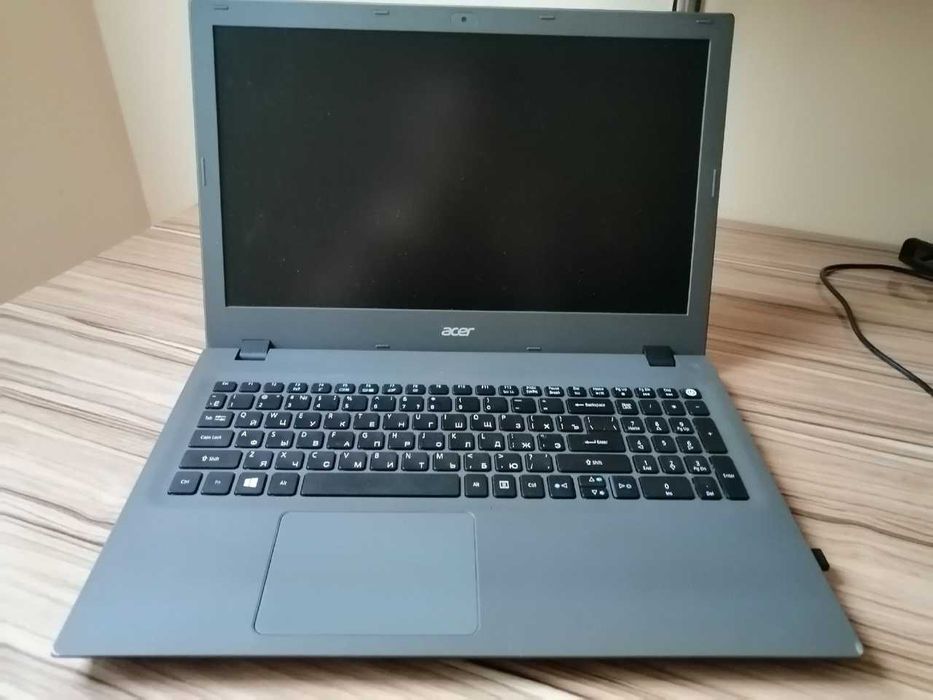 Acer Aspire e5-573 N15Q1(i3/4gb ОЗУ)