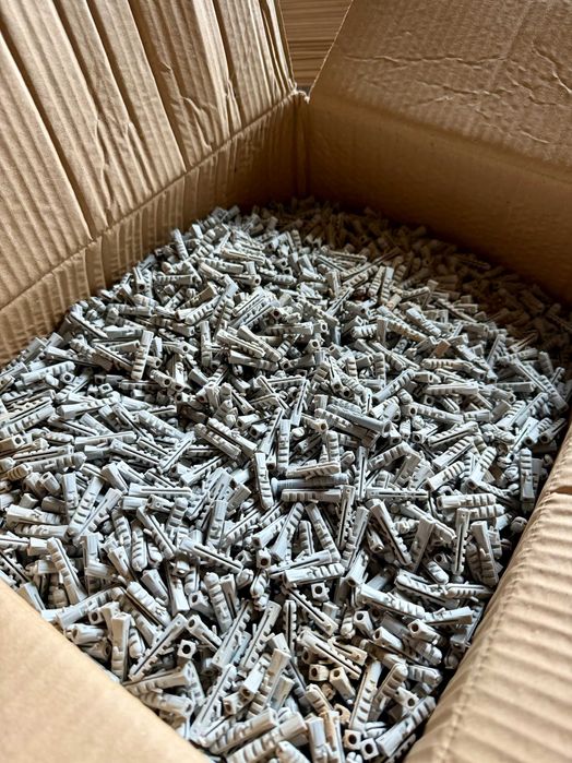 Vânzare dibluri din polipropilena  Q6x30 mm – stoc disponibil 330.000 bucati