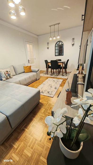 Apartament deosebit cu 2 camere, Ultracentral, Str. Domnească, Galați