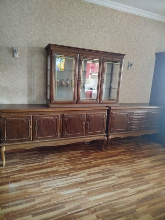 Продам стенки в количестве 2-х штук. Югославия.