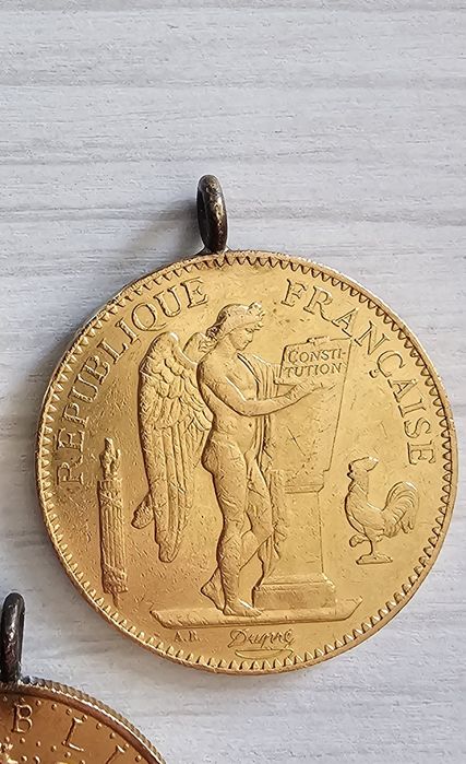 Златна монета 100 франка