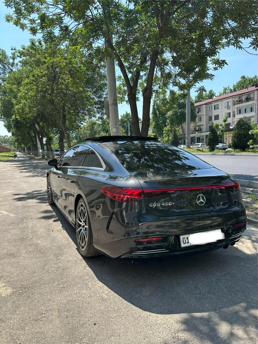 Mercedes-Benz EQS 450+ full