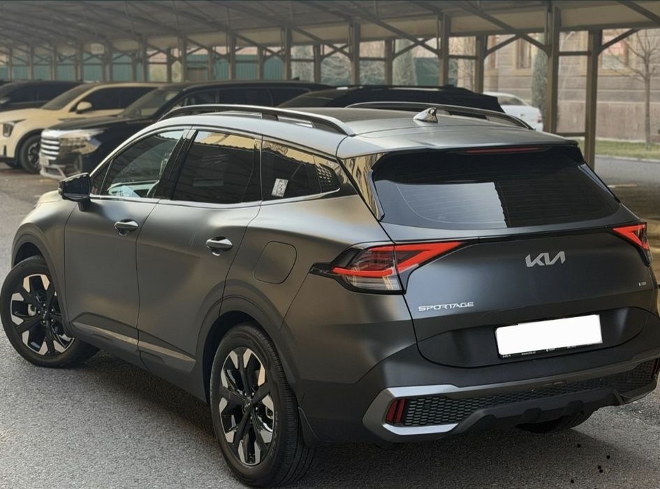 Kia Sportage 2023 full poziciya