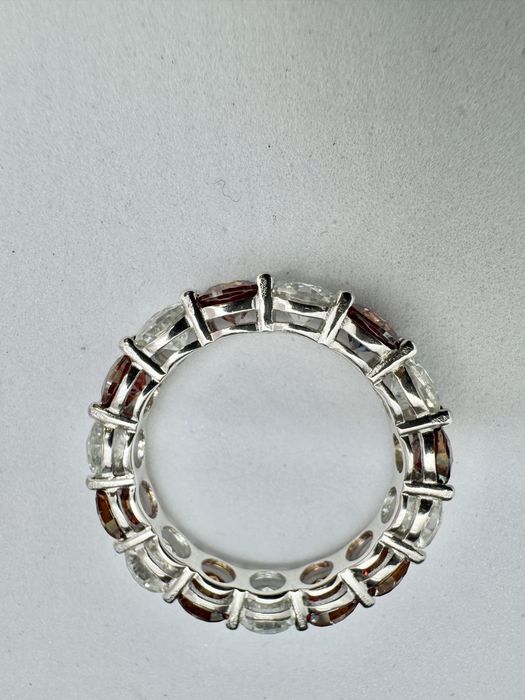 Сребърен пръстен с мойсанит (Диамант) 7.5 карата