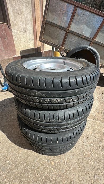 Продам колесо в сборе 175/70/14