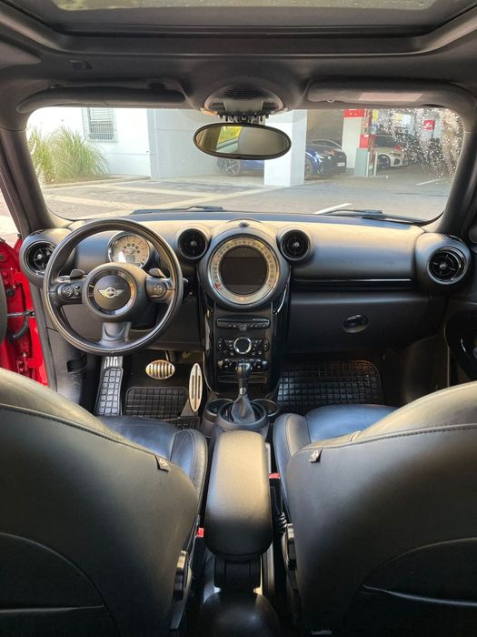 Vând mini Cooper paceman