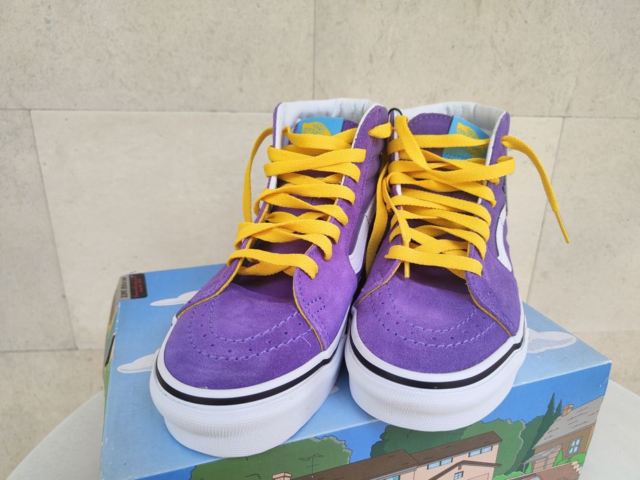 Лимитирана серия Vans The Simpsons, DKNY