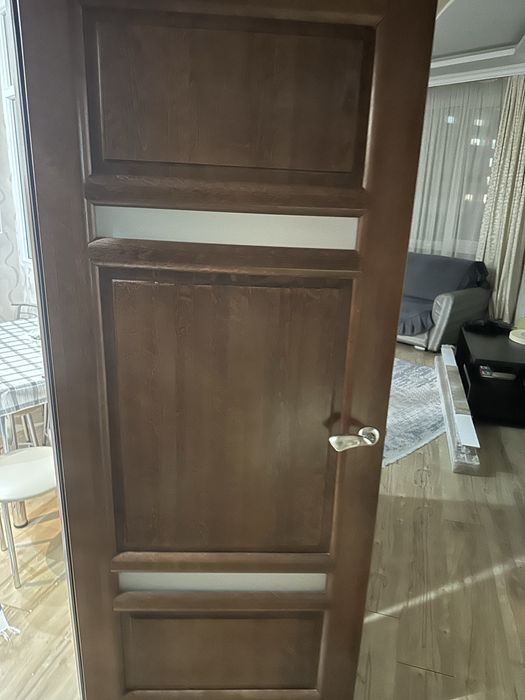 Двери продам срочно межкомнатные