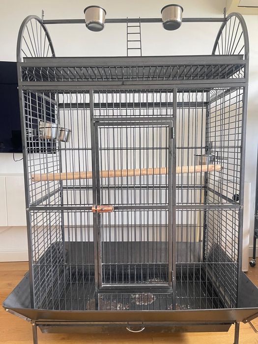 Клетка за два папагала