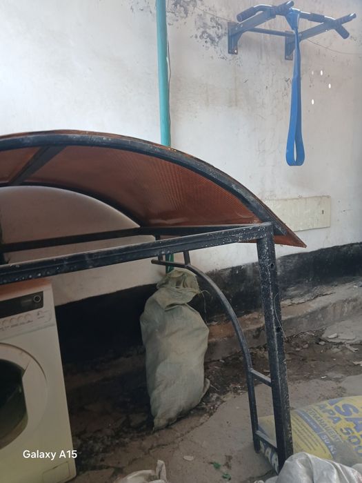 Продам навес во двор