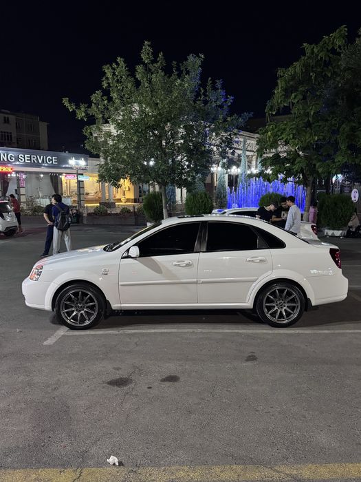 Chevrolet Lacetti Gentra 2010
