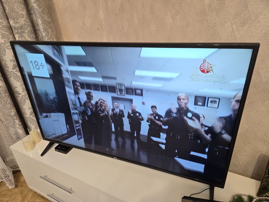 Продам телевизор LG