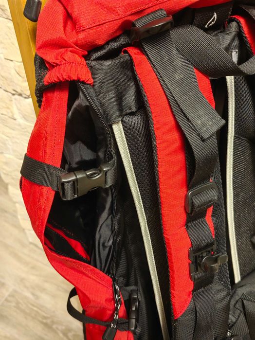 Rucsac McKinley Outbac 40 - roșu-negru ca nou
