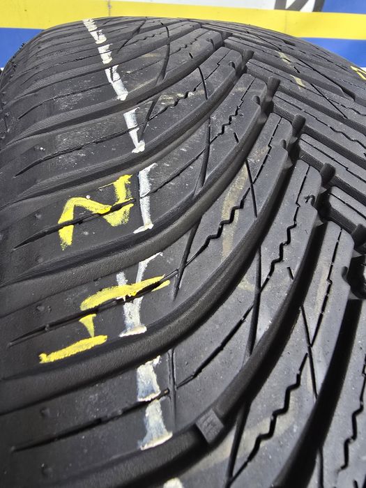 205 55 17 maxxis m+s