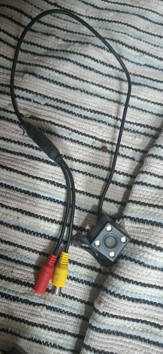 Cameră Marșarier Auto cu 4 LED-uri - Vedere Nocturnă - Universală