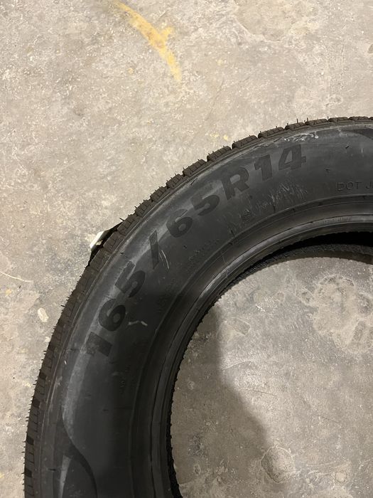 Anvelope iarna 165 /65/r14