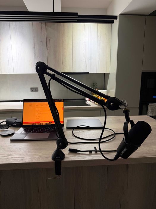 Shure MV7+ Mic with Rode PSA1 Stand | XLR Cables included