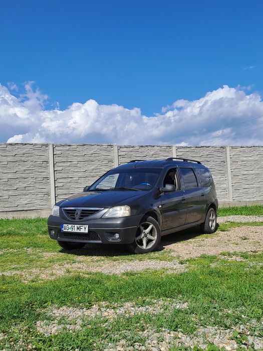 Vand logan mcv cu GPL 7 locuri
