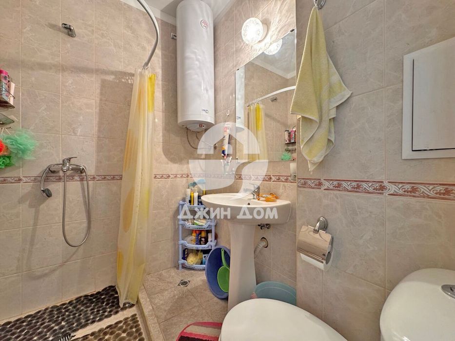 Продава се Двустаен апартамент в к.к. Слънчев бряг - 66 кв.м за 1114 €/кв.м - Снимка #6