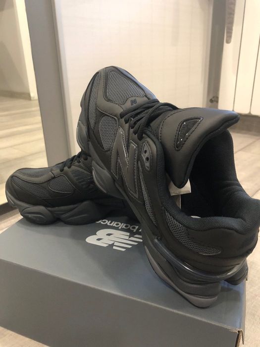 New Balance 9060 Black 45