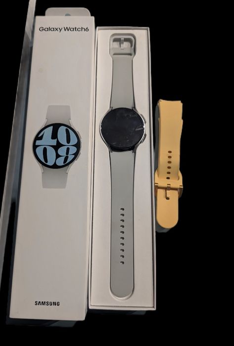 Vând Samsung Watch 6 Silver 44mm