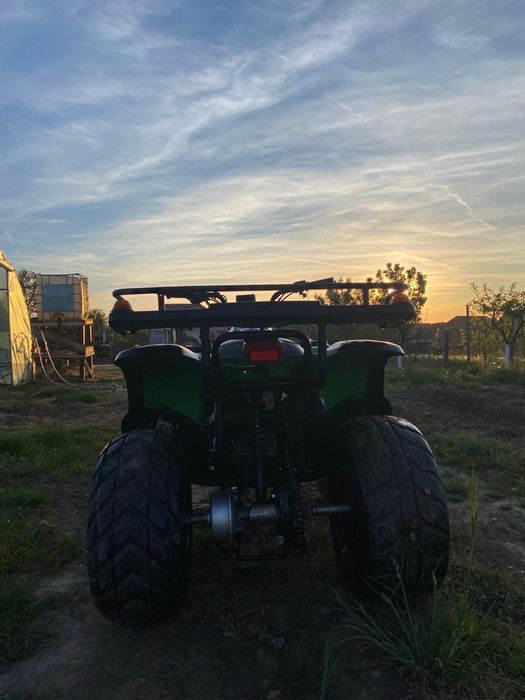 Vând atv 150 cc, perfect funcționabil.