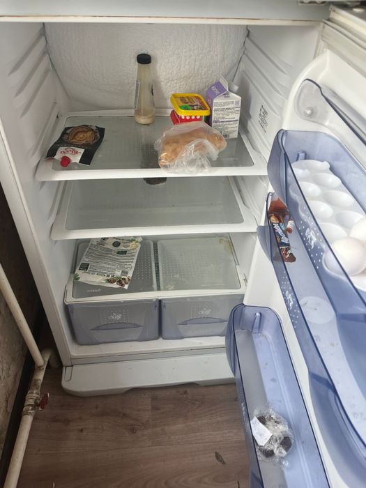 Продам холодильник