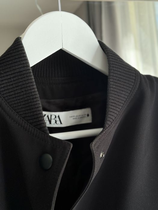 Zara бомбър/пилотско яке