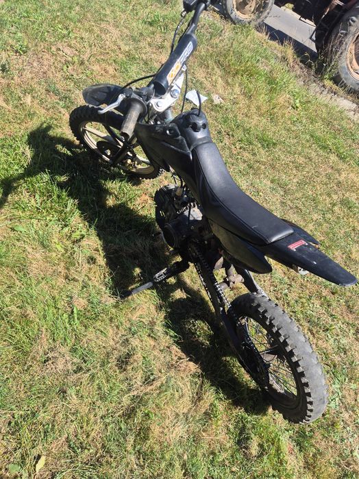 Vând kxd 607 125cc