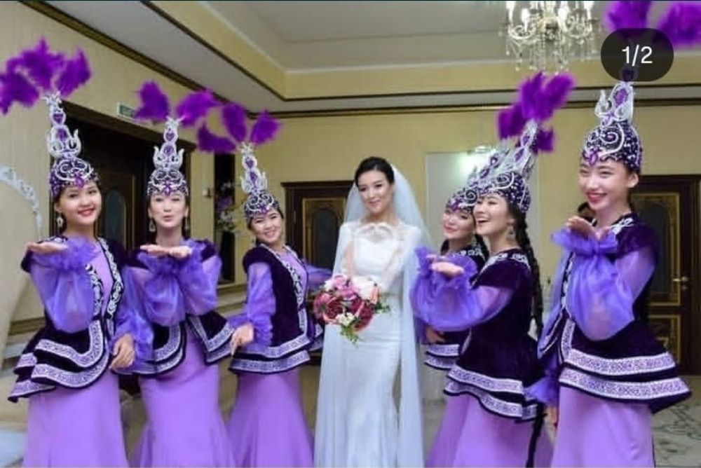 Продам костюмы для шоу балета