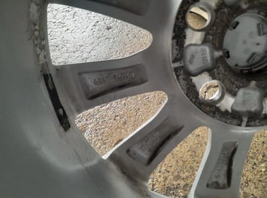 Диск от Camry 70 оригинальный R17.