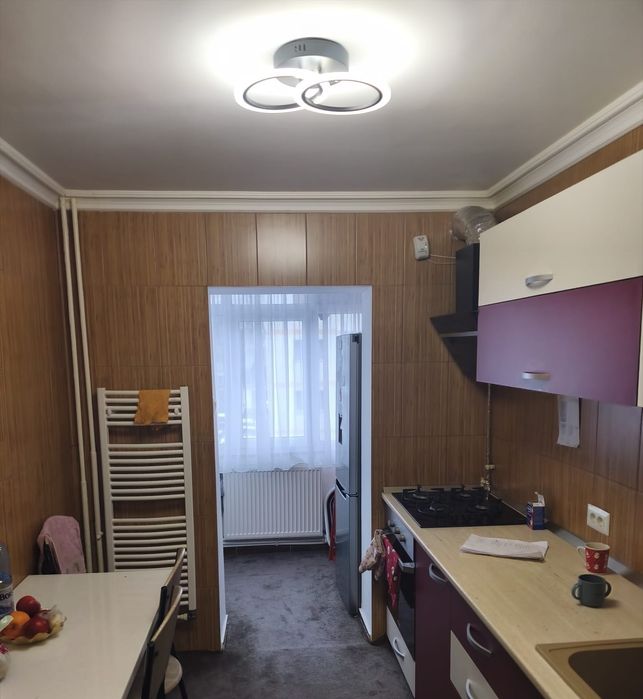 Apartament 2 camere de închiriat