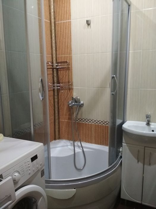 Сдается 2-х комнатная 9 мкрн