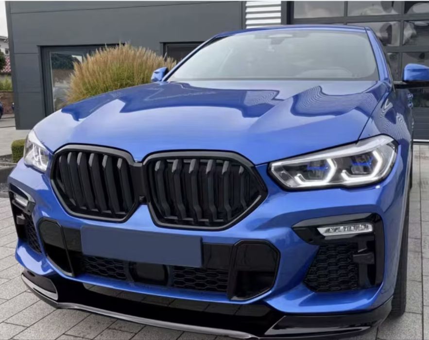 Решетка радиатора глянцевая X6 G06