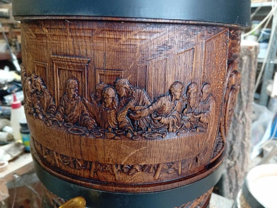 Дъбово Буре с Дърворезба