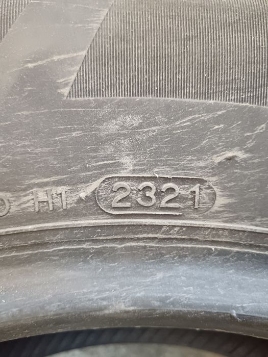 Hankook I Cept LV 235/65/16C