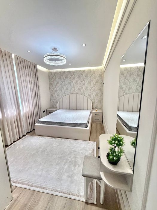 Новостройка на Яшнабад -Узбум 2/4/10 общ пл 60м Евро с обстановкой