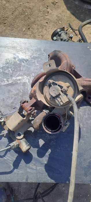 Turbina turbosuflanta Volvo V50 2.0 D 2005 
În stare foarte bună 
Se v