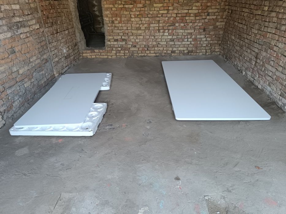 Стол  без ножки 128см на 270см, 2м на 90см