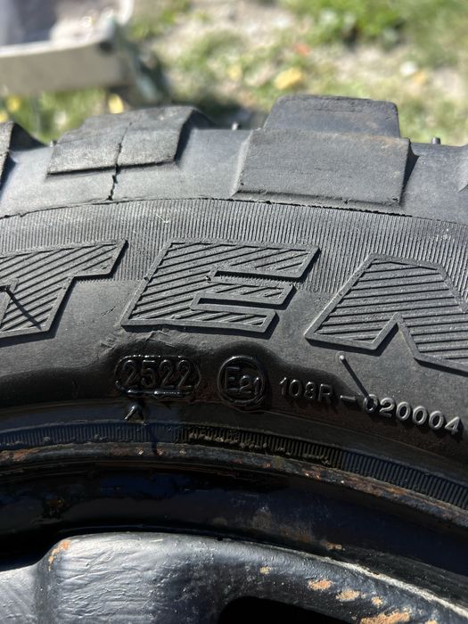 215/65/R16 Гуми за кал