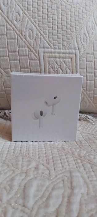 Air Pods 2 новый на упаковке.