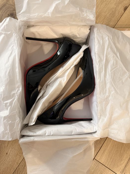 Christian Louboutin size 40
