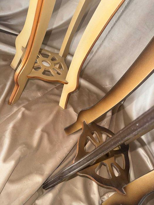 Деревянные полки под цветы