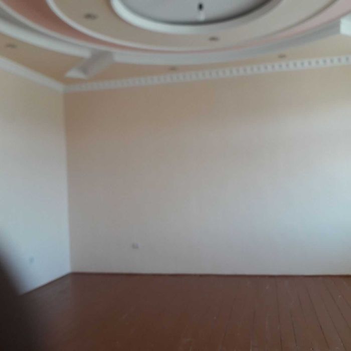 Үй сатылады Шымбай районында Бағдар Шымбай Голден парк жанында