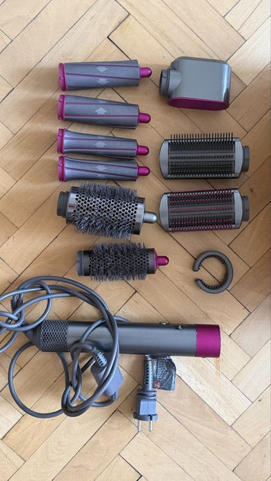 Perie de par Dyson