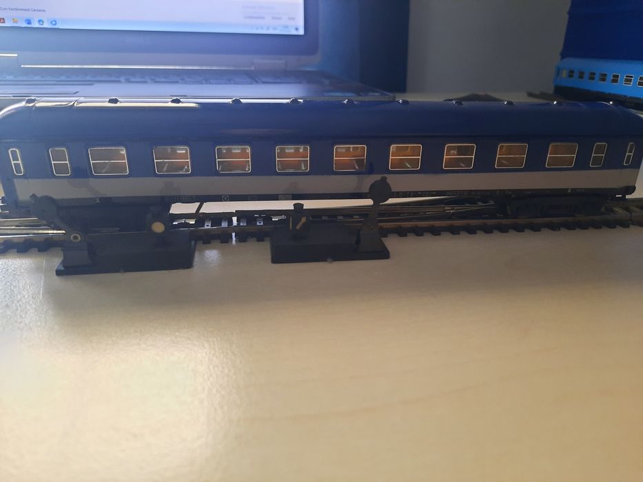 Vagoane calatori similare CFR rapid si accelerat anii 2000