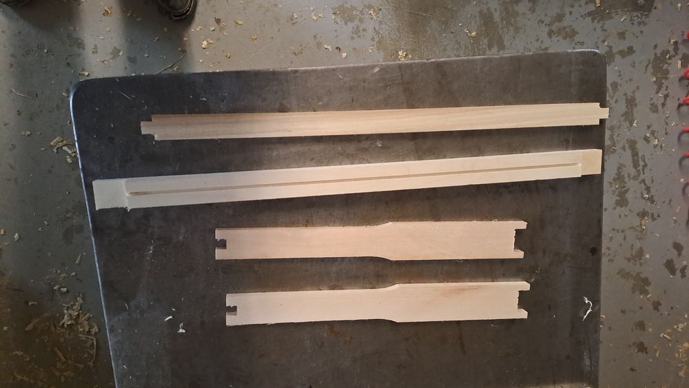 Rame din tei pentru stupi încheiate