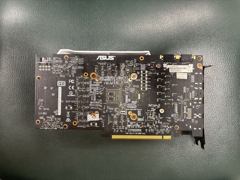 Placa Video Nvidia GTX 1070 8gb Dual Asus OC White