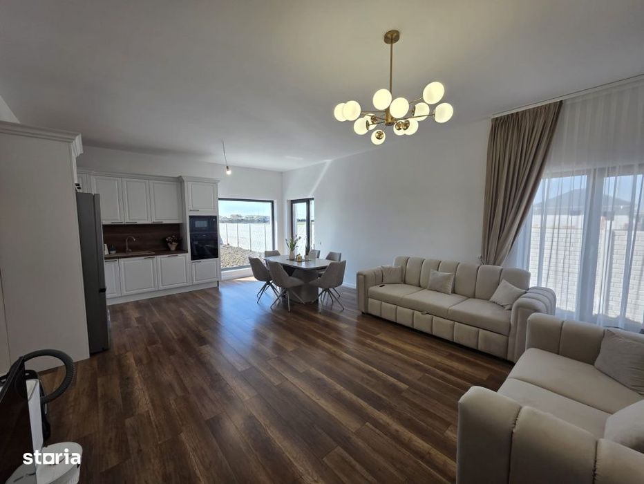 Casa individuala la 2 minute de primarie 515 mp teren