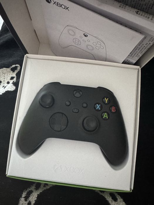 Джостик от Xbox Оне икс и Сериес